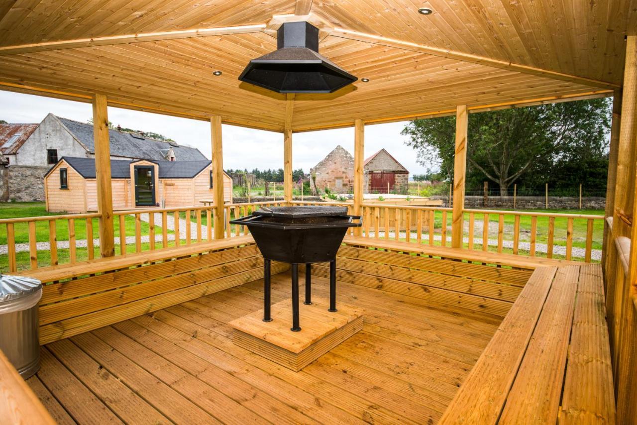 Delny Glamping And Farm Animals Hotel Invergordon Exterior foto